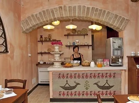 Bia Maore מלון