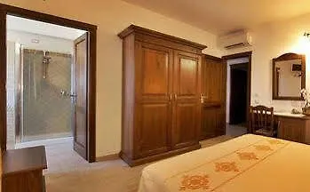 Bia Maore Hotel 3*